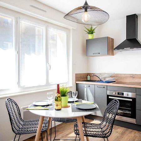 Chic Appartement Malouin, Parking - Plages & Commerces A Proximite Saint-Malo Exteriör bild